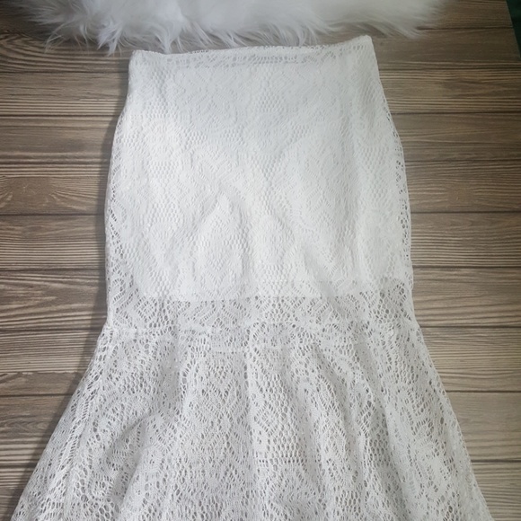 Sale Alexa Lace Skirt set - Picture 4 of 6